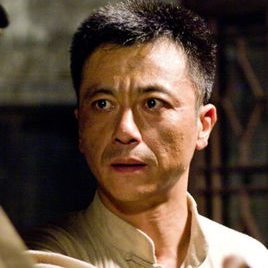 周征波照片