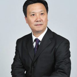 朱强照片