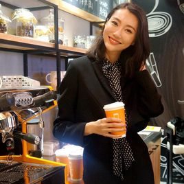 李斯羽照片